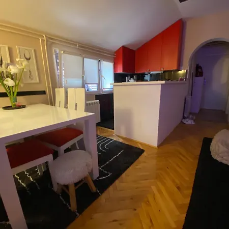 Apartment Stan U Lepom I Mrnom Delu Beograda