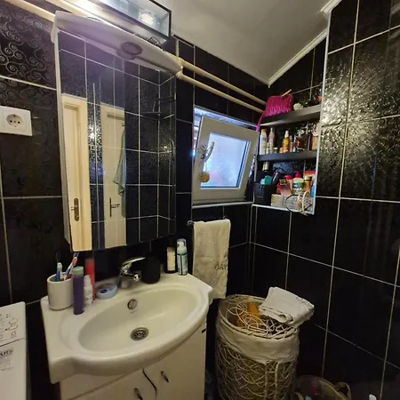Apartment Stan U Lepom I Mrnom Delu Beograda *